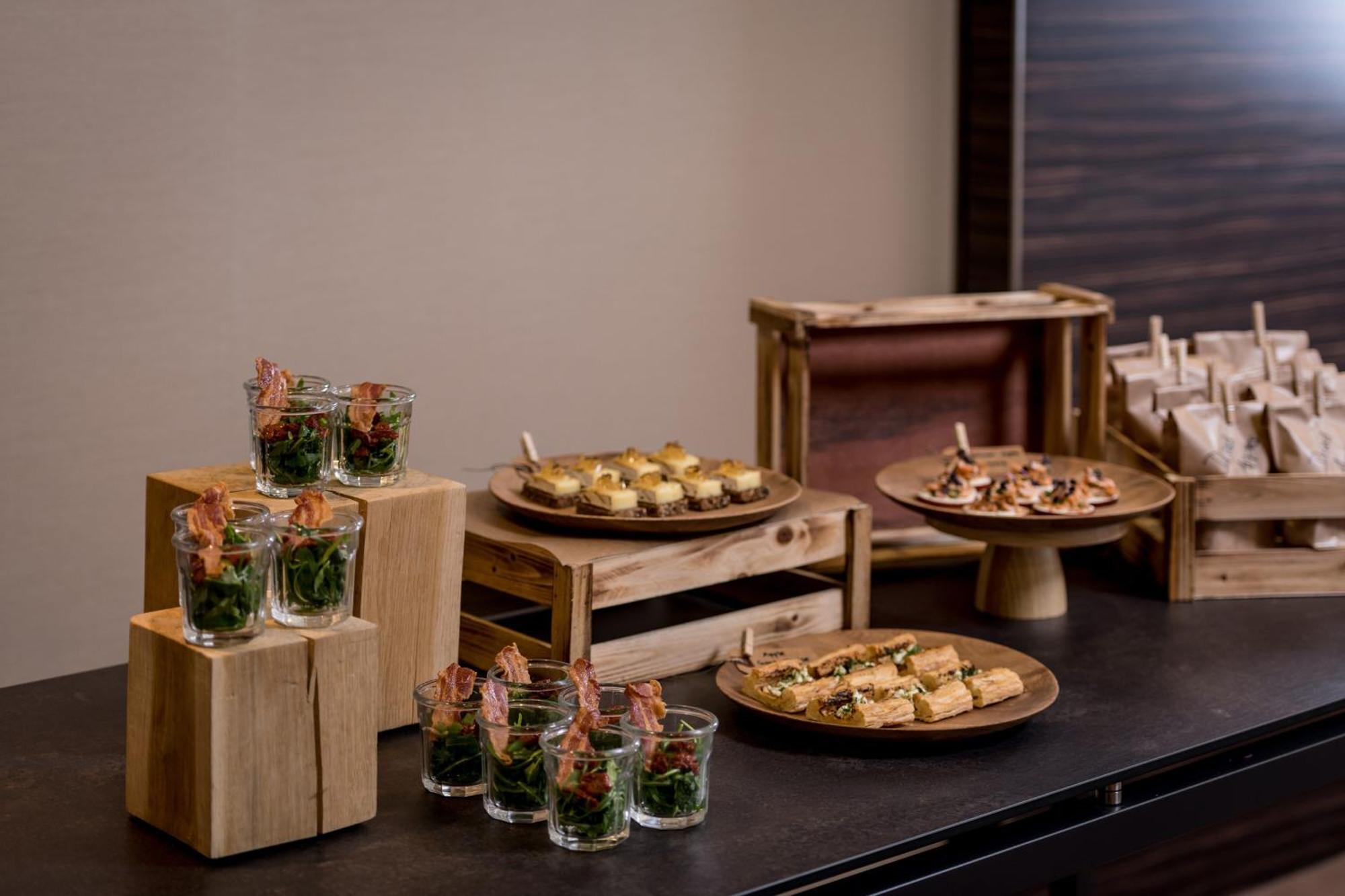The Westin Grand Munich Hotel Kültér fotó A selection of canapés